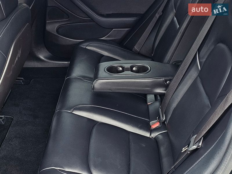 Седан Tesla Model 3 2020 в Львове фото 45 Седан Tesla Model 3 2020 в Львове