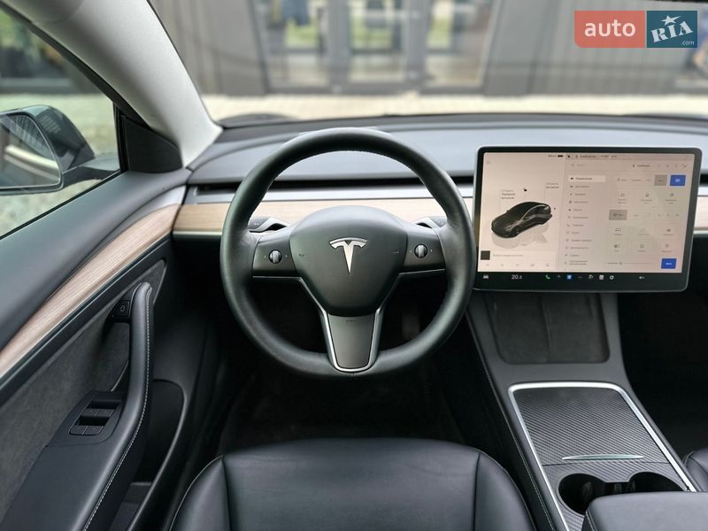 Седан Tesla Model 3 2023 в Львові фото 14 Седан Tesla Model 3 2023 в Львові