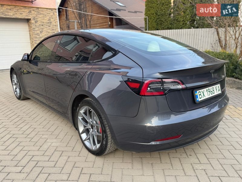 Седан Tesla Model 3 2021 в Хмельницком фото 6 Седан Tesla Model 3 2021 в Хмельницком