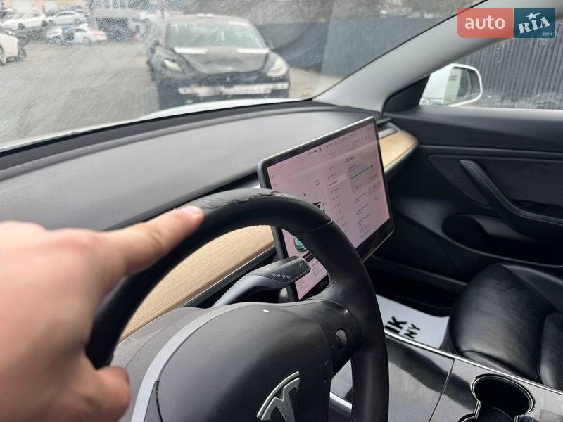 Седан Tesla Model 3 2019 в Луцьку фото 20 Седан Tesla Model 3 2019 в Луцьку