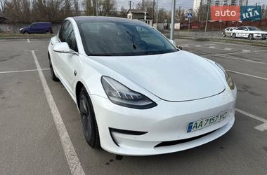 Седан Tesla Model 3 2019 в Києві