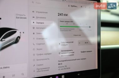 Седан Tesla Model 3 2019 в Харькове