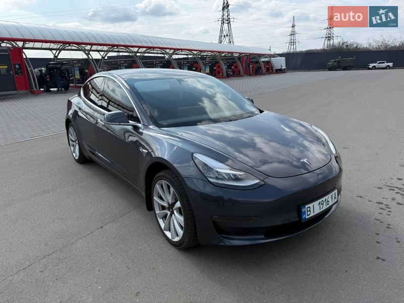 Tesla Model 3 2018