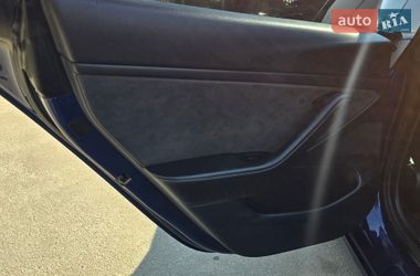Седан Tesla Model 3 2019 в Полтаве