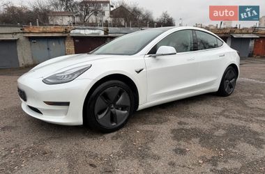 Седан Tesla Model 3 2018 в Киеве