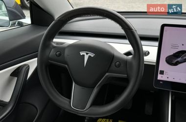 Седан Tesla Model 3 2019 в Ивано-Франковске