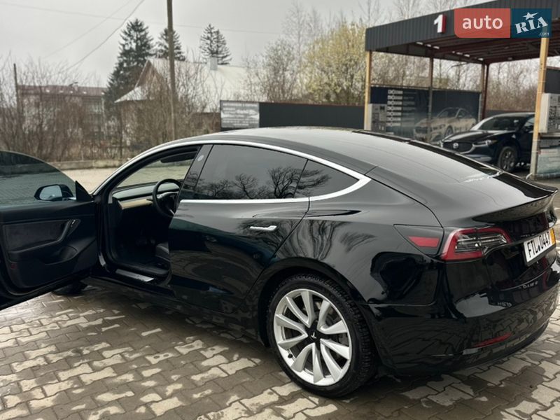 Седан Tesla Model 3 2020 в Бучаче фото 2 Седан Tesla Model 3 2020 в Бучаче