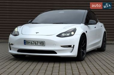 Седан Tesla Model 3 2023 в Одессе