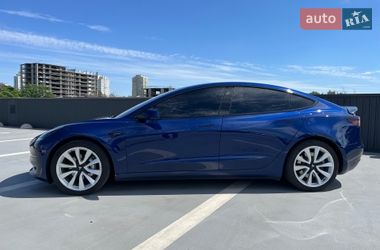 Седан Tesla Model 3 2018 в Києві
