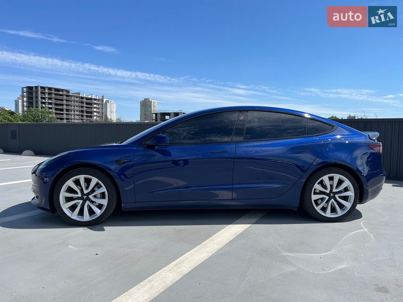Седан Tesla Model 3 2018 в Києві