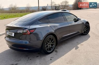 Седан Tesla Model 3 2022 в Запорожье