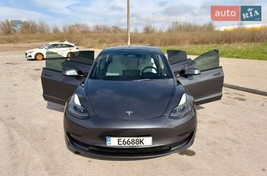 Седан Tesla Model 3 2022 в Запорожье
