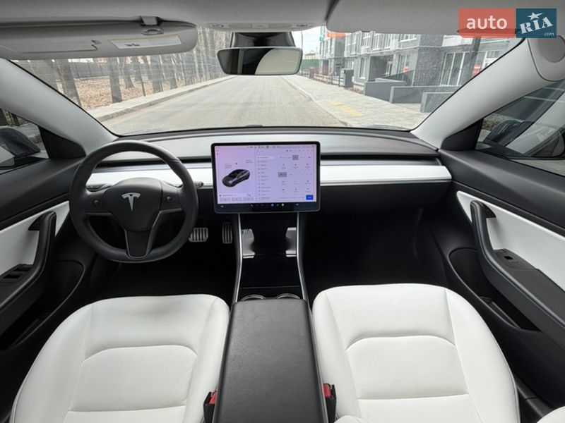 Седан Tesla Model 3 2019 в Чернігові фото 7 Седан Tesla Model 3 2019 в Чернігові