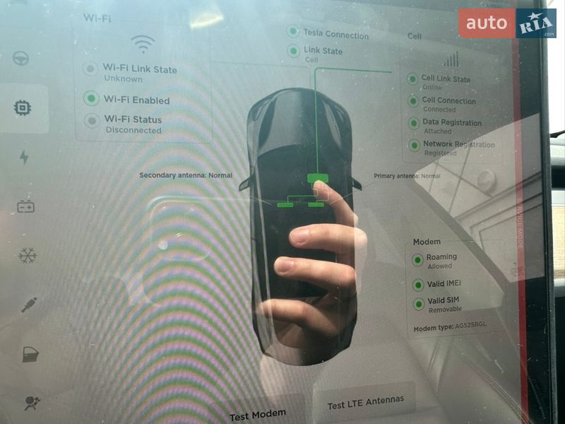 Седан Tesla Model 3 2022 в Києві