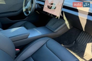 Седан Tesla Model 3 2024 в Львове фото 25 Седан Tesla Model 3 2024 в Львове