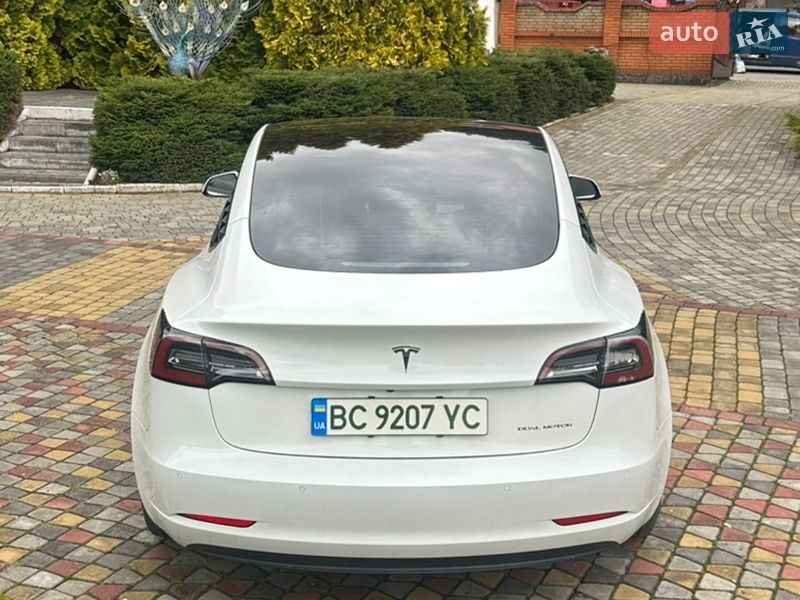 Седан Tesla Model 3 2021 в Пустомитах фото 4 Седан Tesla Model 3 2021 в Пустомитах