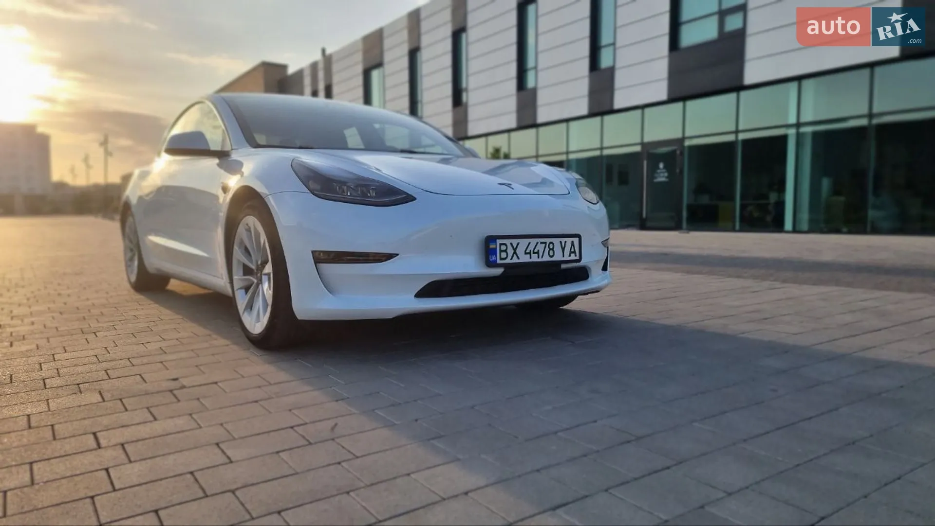 2021 Tesla Model 3 - мініатюра 2
