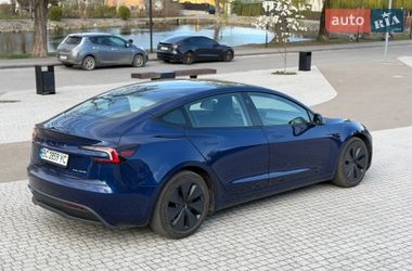 Седан Tesla Model 3 2024 в Львове