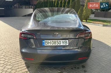 Седан Tesla Model 3 2022 в Одессе