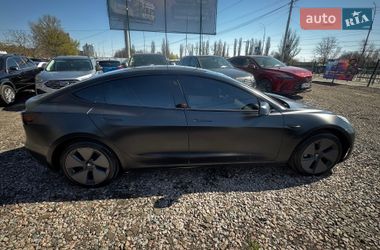 Седан Tesla Model 3 2020 в Киеве