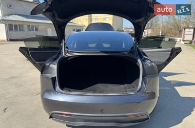 Седан Tesla Model 3 2024 в Ивано-Франковске