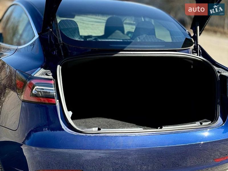 Седан Tesla Model 3 2020 в Львові фото 8 Седан Tesla Model 3 2020 в Львові
