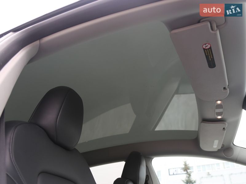 Седан Tesla Model 3 2024 в Києві фото 21 Седан Tesla Model 3 2024 в Києві