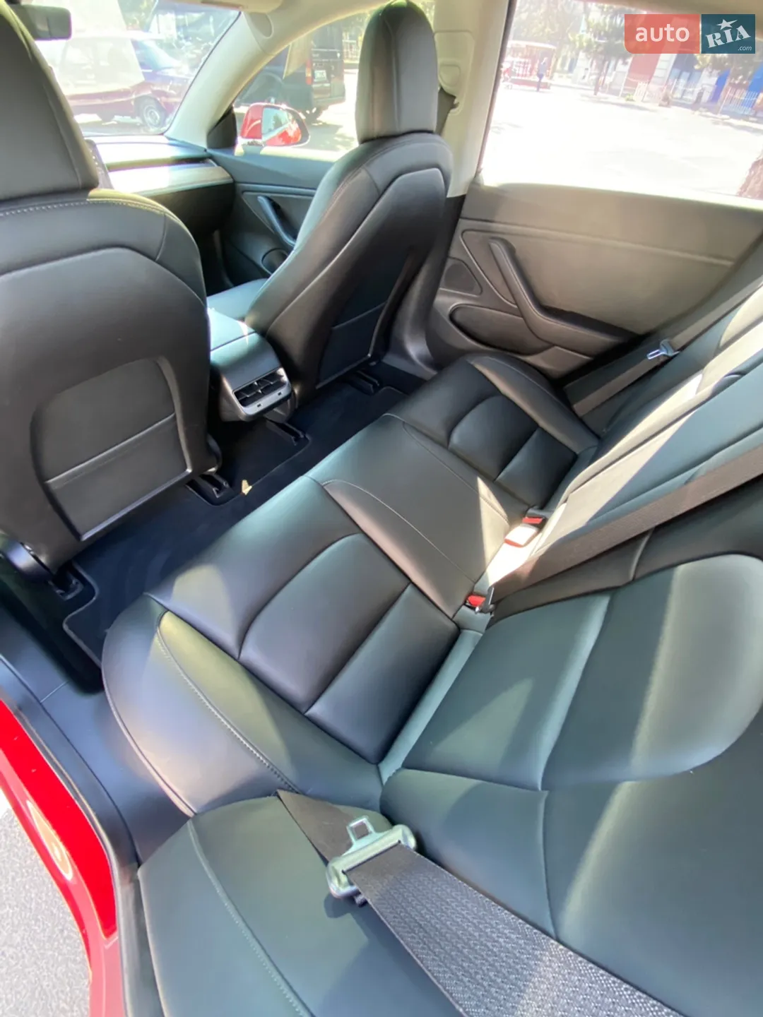 2018 Tesla Model 3 - мініатюра 8