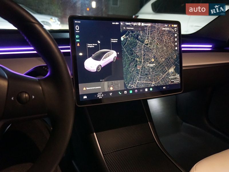 Седан Tesla Model 3 2019 в Киеве