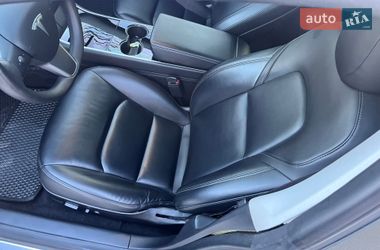 Седан Tesla Model 3 2020 в Радомышле
