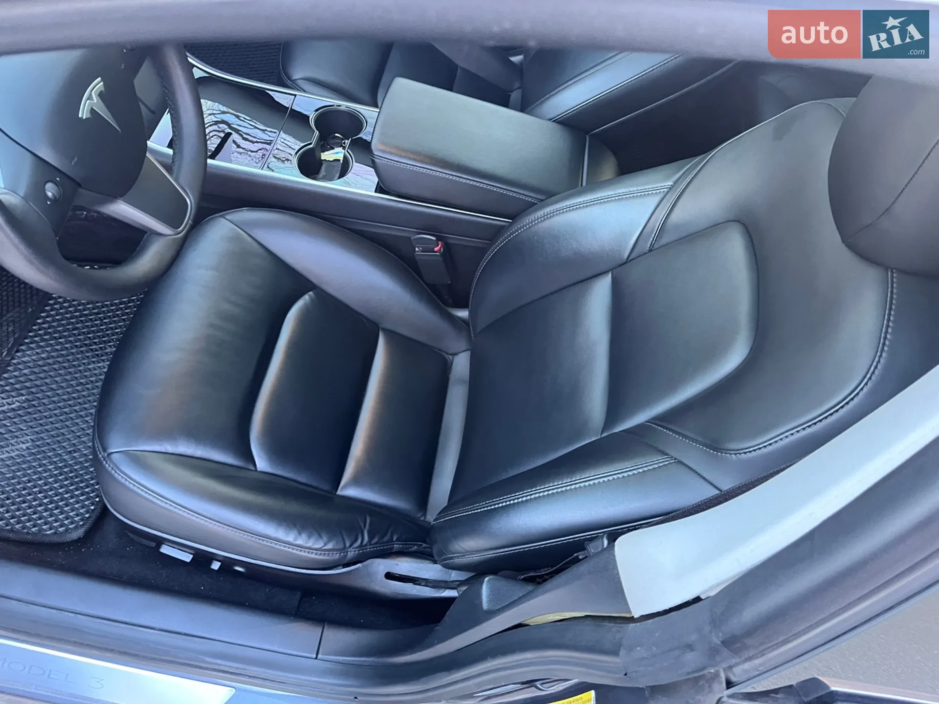 2020 Tesla Model 3 - мініатюра 25