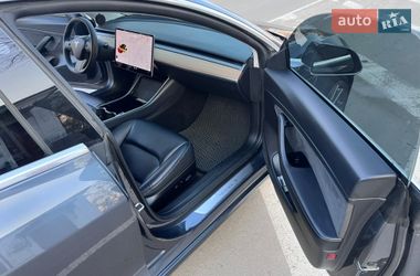 Седан Tesla Model 3 2020 в Радомышле