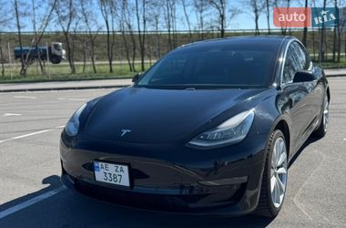 Седан Tesla Model 3 2019 в Днепре