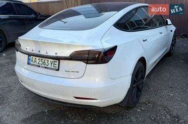 Седан Tesla Model 3 2022 в Києві
