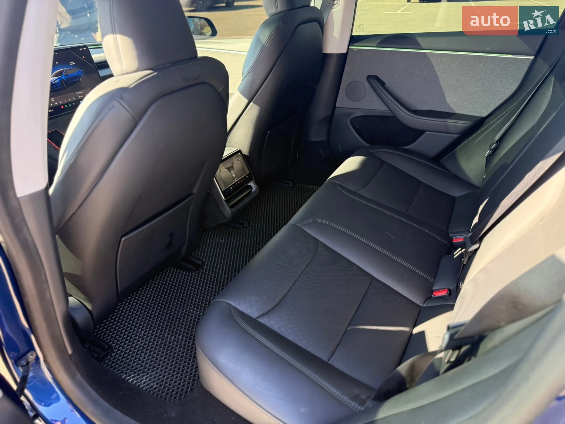 2024 Tesla Model 3 - мініатюра 16