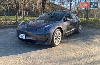 Седан Tesla Model 3 2023 в Киеве