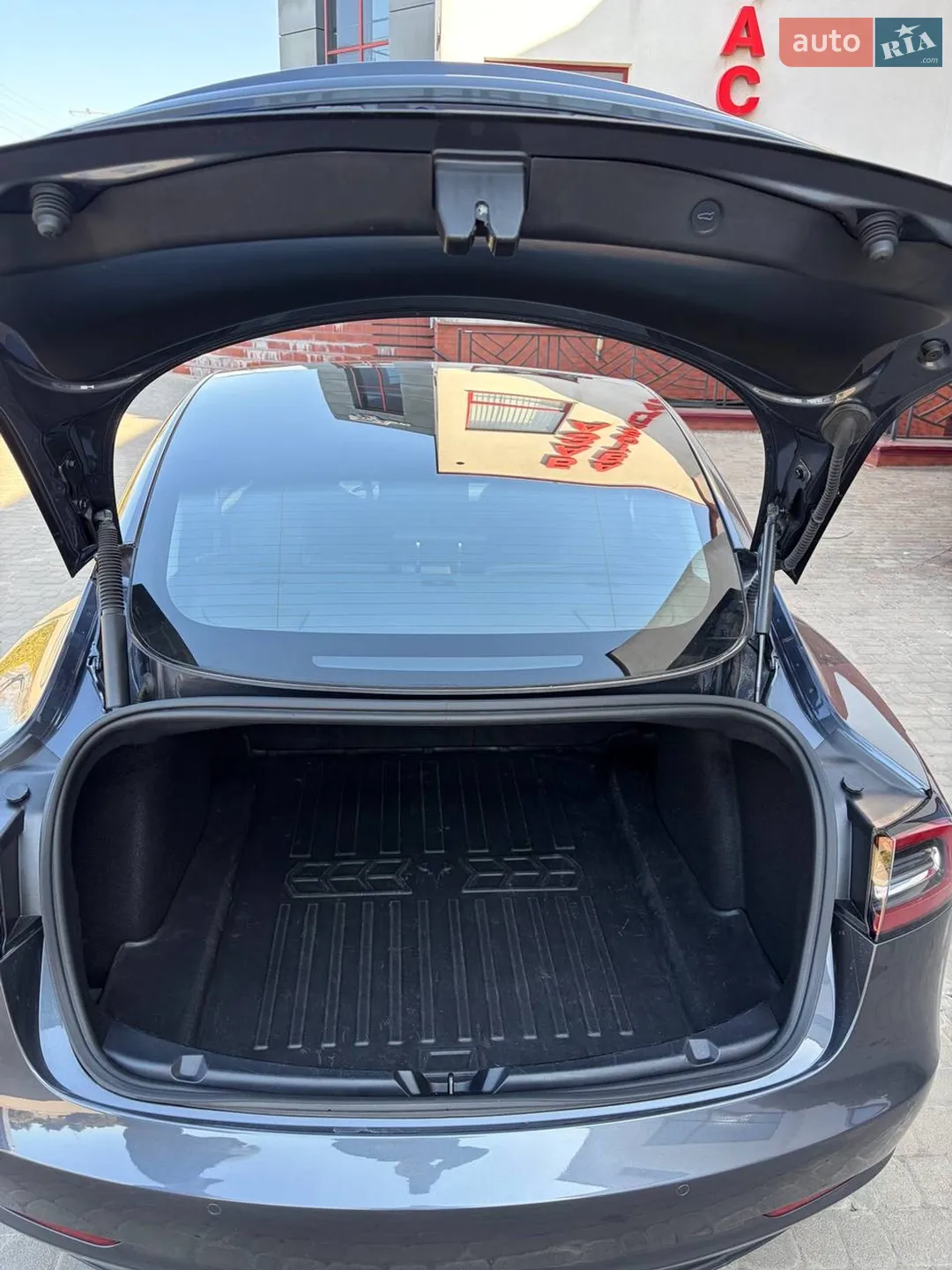 2022 Tesla Model 3 - мініатюра 23