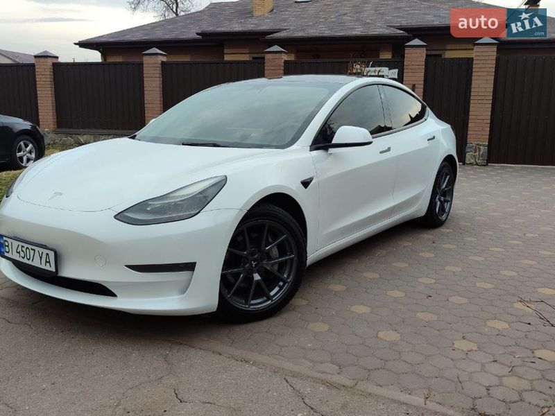 Седан Tesla Model 3 2023 в Полтаві фото 2 Седан Tesla Model 3 2023 в Полтаві