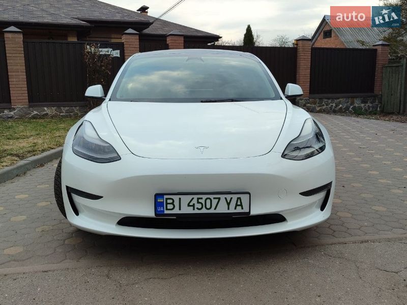 Седан Tesla Model 3 2023 в Полтаві фото 3 Седан Tesla Model 3 2023 в Полтаві