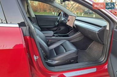 Седан Tesla Model 3 2018 в Києві