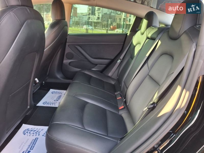 Седан Tesla Model 3 2021 в Львове фото 11 Седан Tesla Model 3 2021 в Львове