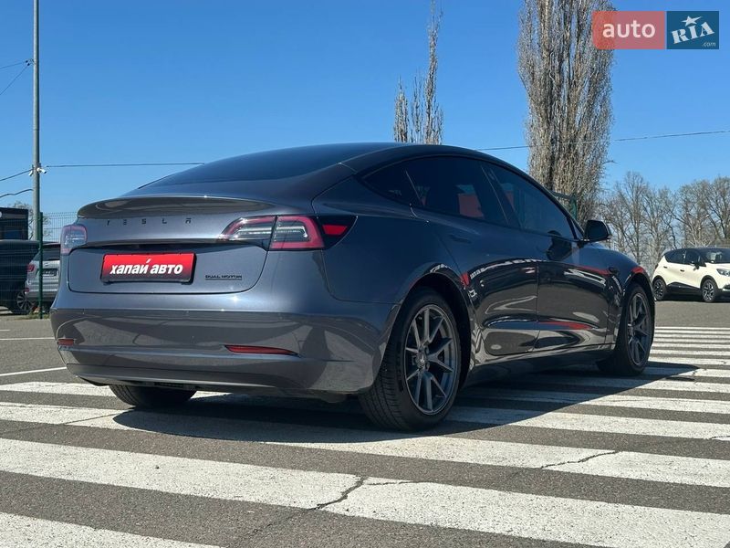 Седан Tesla Model 3 2021 в Одесі