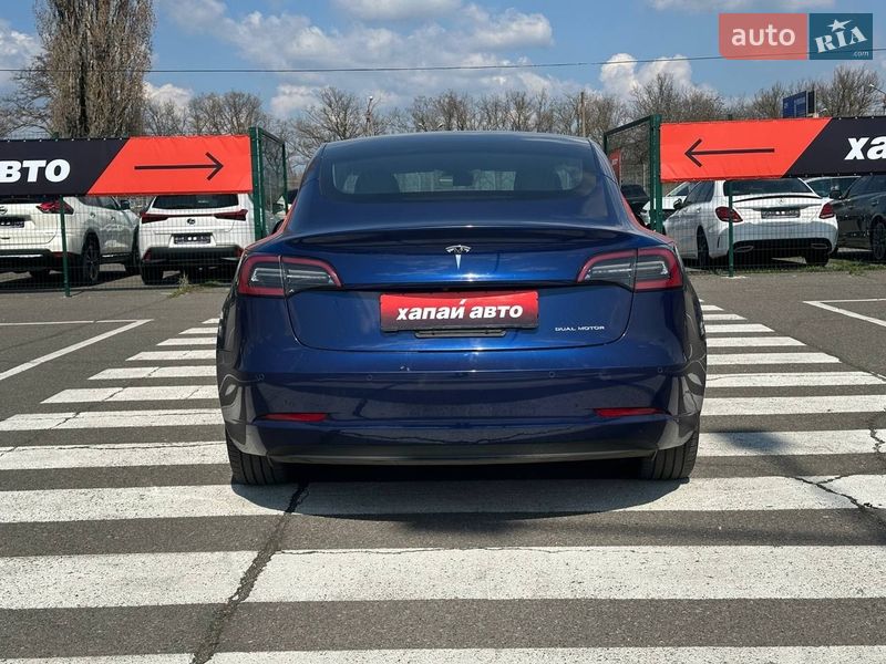 Седан Tesla Model 3 2019 в Одессе