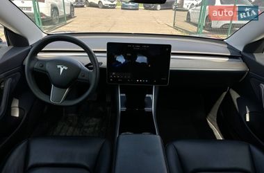 Седан Tesla Model 3 2019 в Одессе