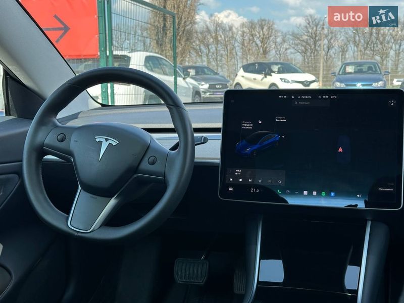 Седан Tesla Model 3 2019 в Одессе