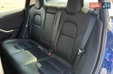 Седан Tesla Model 3 2019 в Одессе