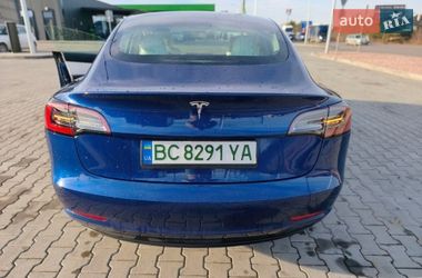 Седан Tesla Model 3 2019 в Львове
