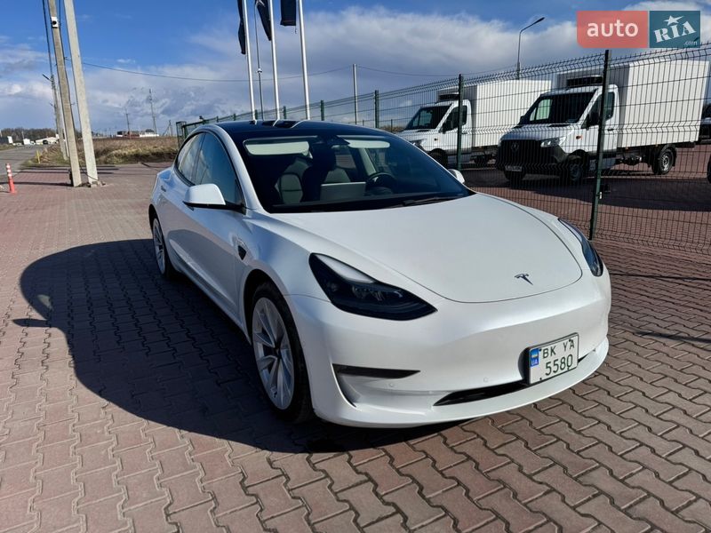 Седан Tesla Model 3 2022 в Рівному фото 13 Седан Tesla Model 3 2022 в Рівному