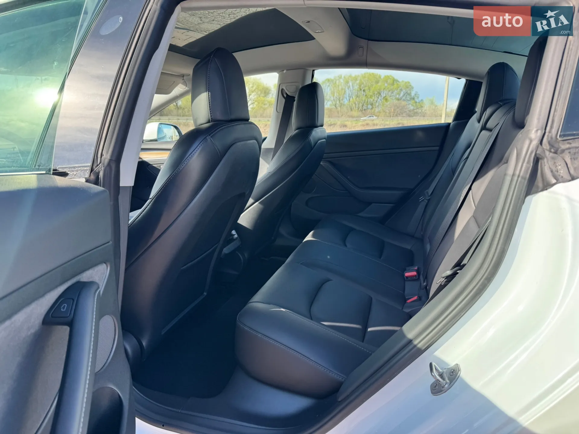 2022 Tesla Model 3 - мініатюра 23