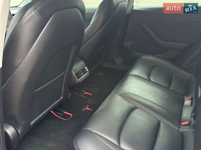 Седан Tesla Model 3 2022 в Харкові
